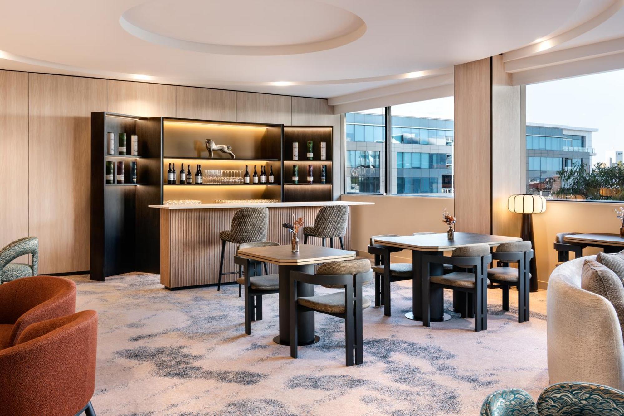 Pacific Club Room